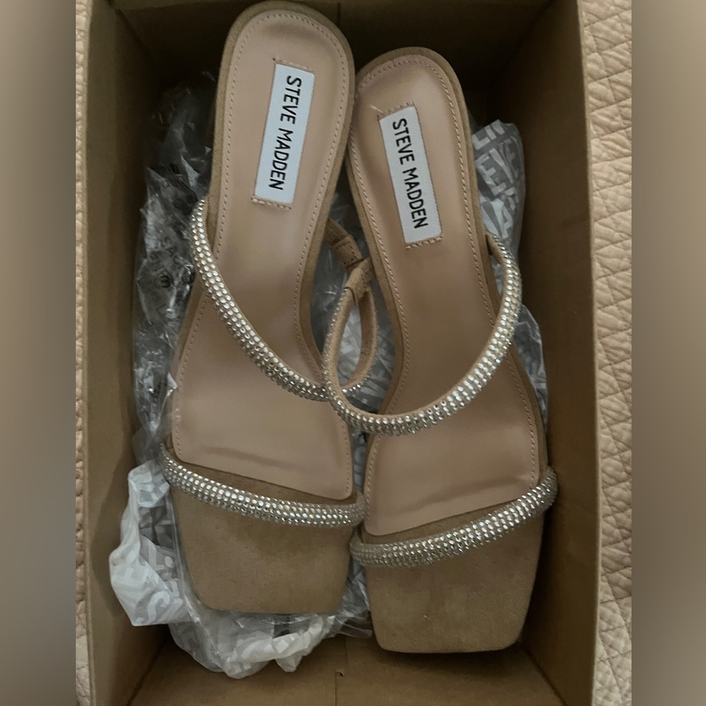 Steve Madden Lilah Rhinestones NEW IN BOX size 10. PROM WEDDING